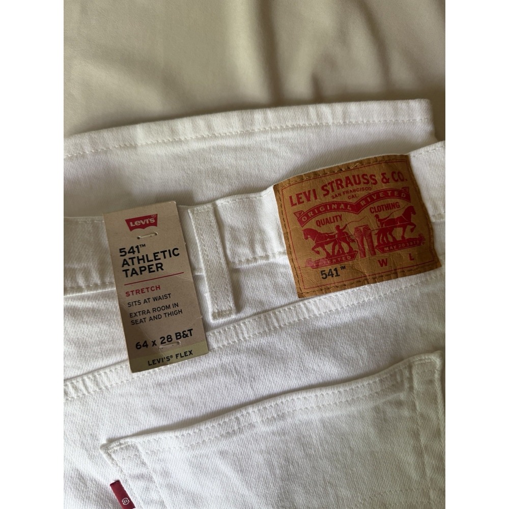 Levi's 541 Athletic Taper Jeans Mens 46x28 Big & Tall White Stretch NWT - Picture 4 of 12